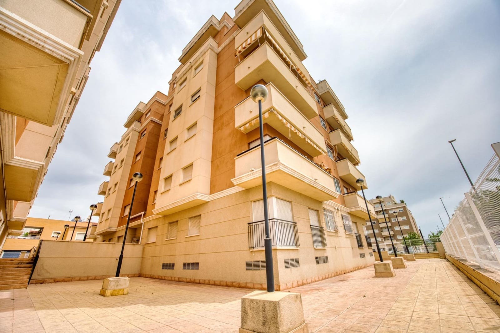 3 bedroom Flat for sale in Monforte del Cid with garage - € 159,900 (Ref: 9814371)