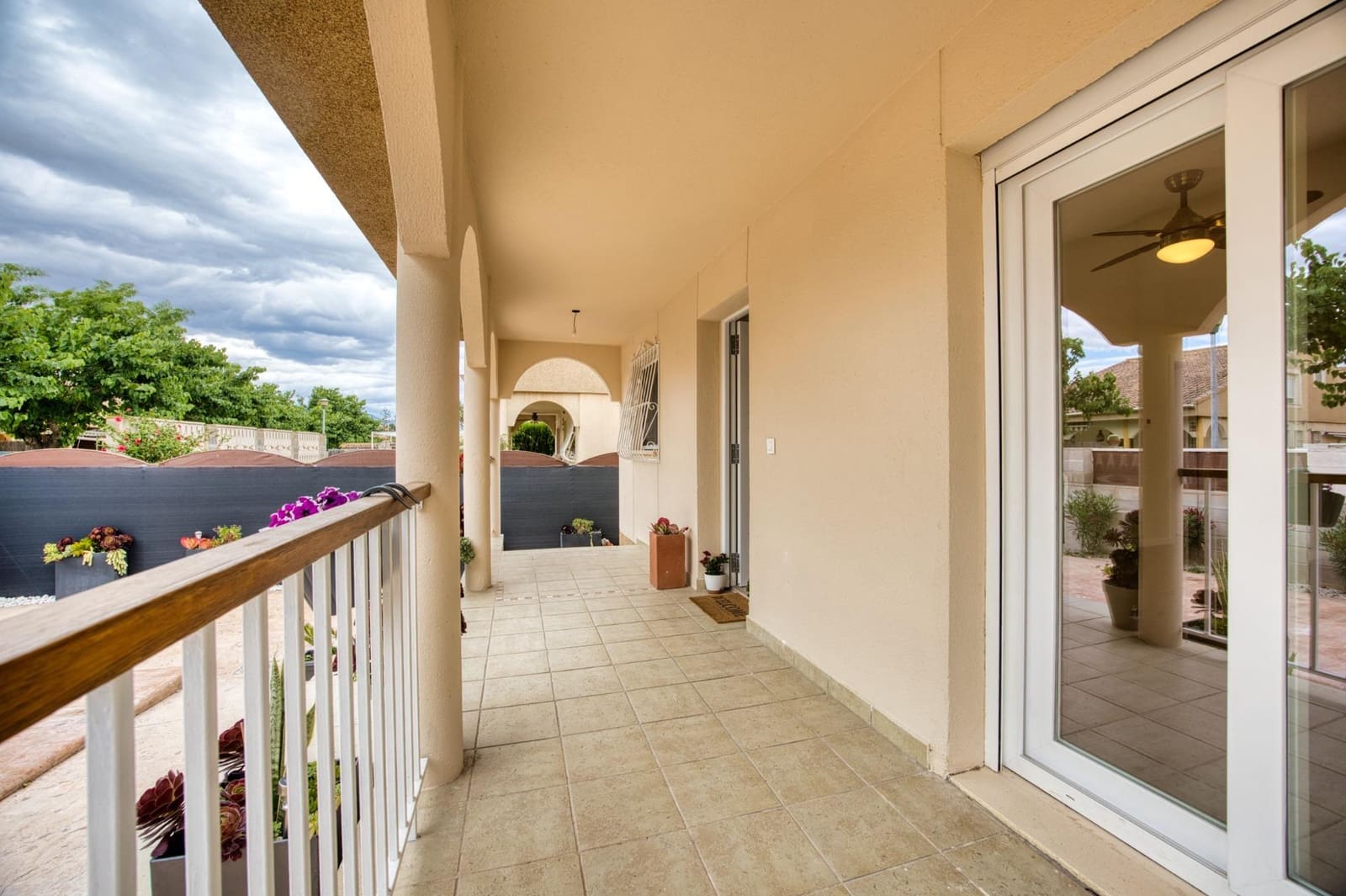 6 bedroom Villa for sale in Muchamiel / Mutxamel - € 396,550 (Ref: 9851795)