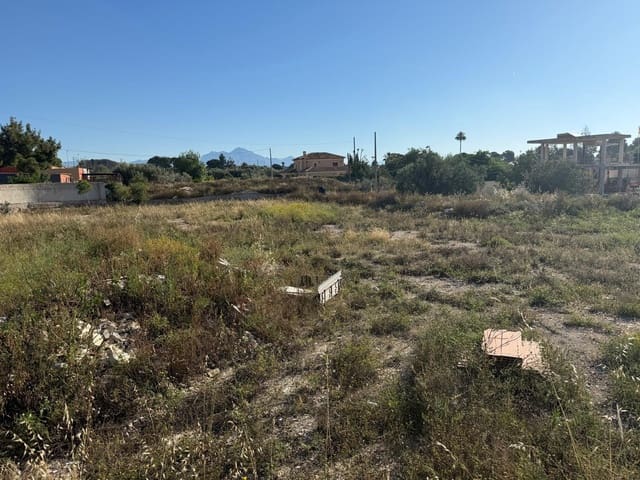 Bouwgrond te koop in Villafranqueza, Alicante stad - € 340.000 (Ref: 9873535)