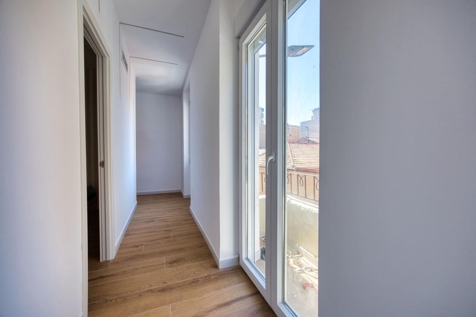 4 soverom Leilighet til salgs i Alicante by - € 292 000 (Ref: 9873536)