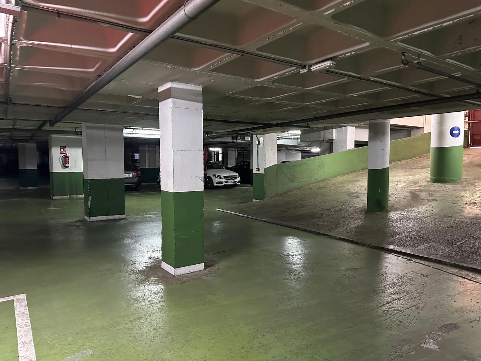Garage for rent in Alicante / Alacant city - € 120 (Ref: 9881969)