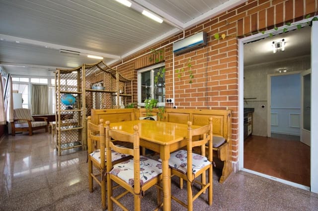 4 quarto Penthouse para venda em Alicante cidade com garagem - 269 000 € (Ref: 9888128)