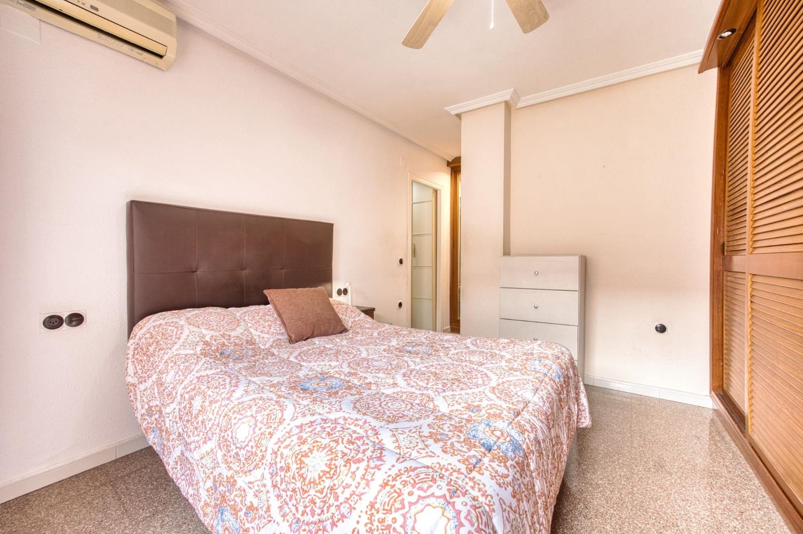 Ático de 4 habitaciones en Alicante / Alacant ciudad en venta con garaje - 269.000 € (Ref: 9888128)