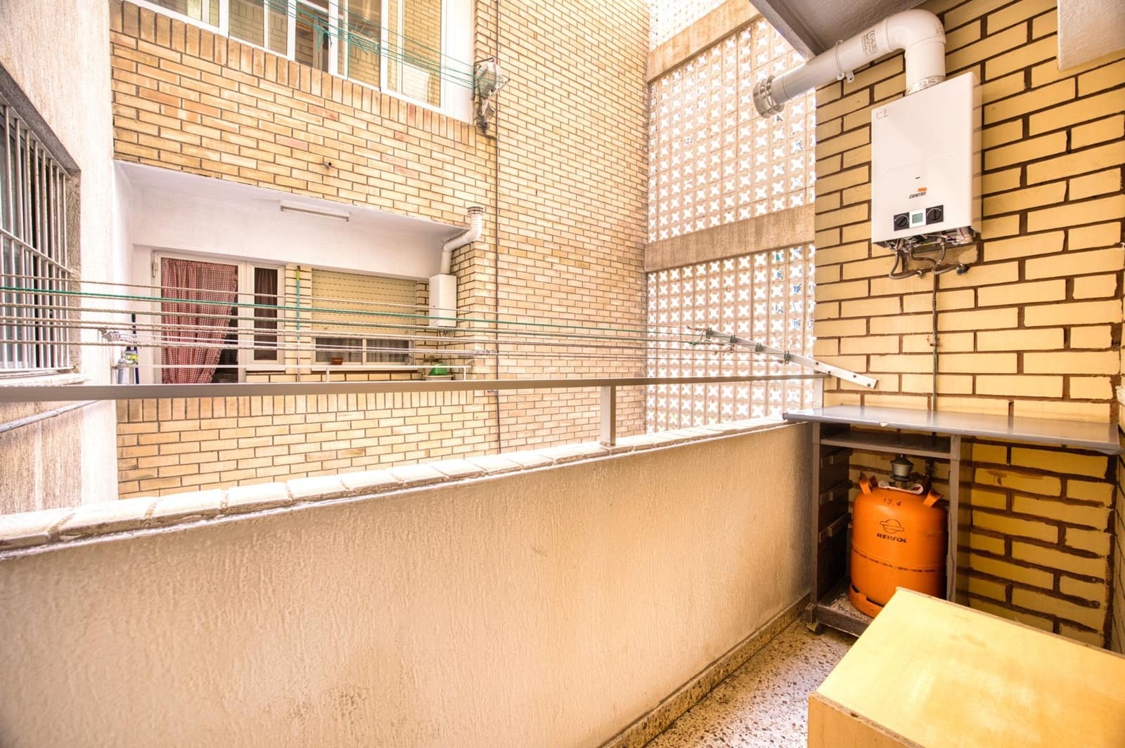 3 quarto Apartamento para venda em Alicante cidade - 169 500 € (Ref: 9888981)