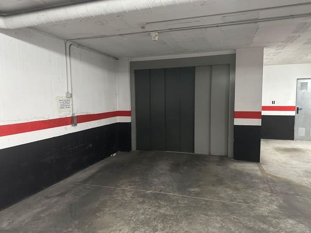 Garage for sale in Benalúa, Alicante / Alacant city - € 33,000 (Ref: 9913201)