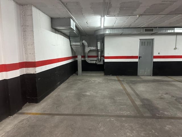 Garage for sale in Benalúa, Alicante / Alacant city - € 33,000 (Ref: 9913201)