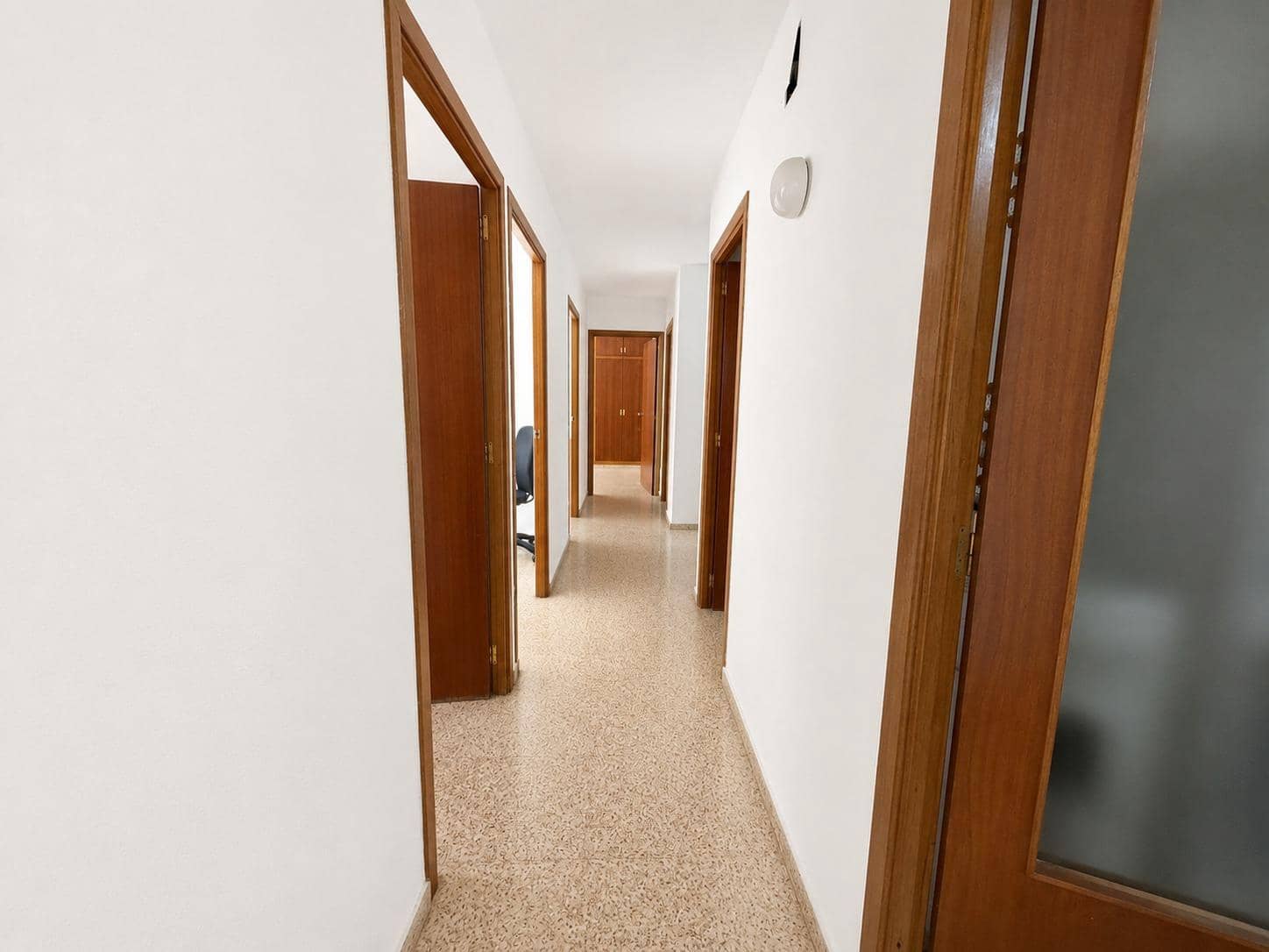 4 bedroom Flat for sale in Alicante / Alacant city - € 242,500 (Ref: 9927447)