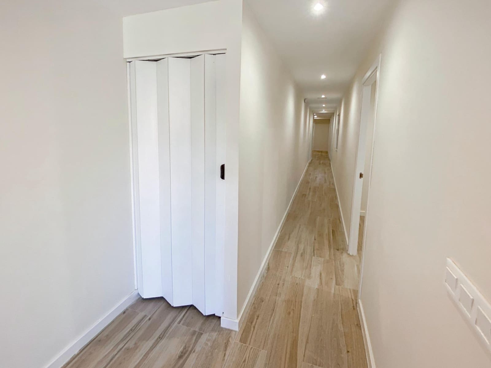4 soverom Leilighet til salgs i Alicante by - € 204 000 (Ref: 9967836)