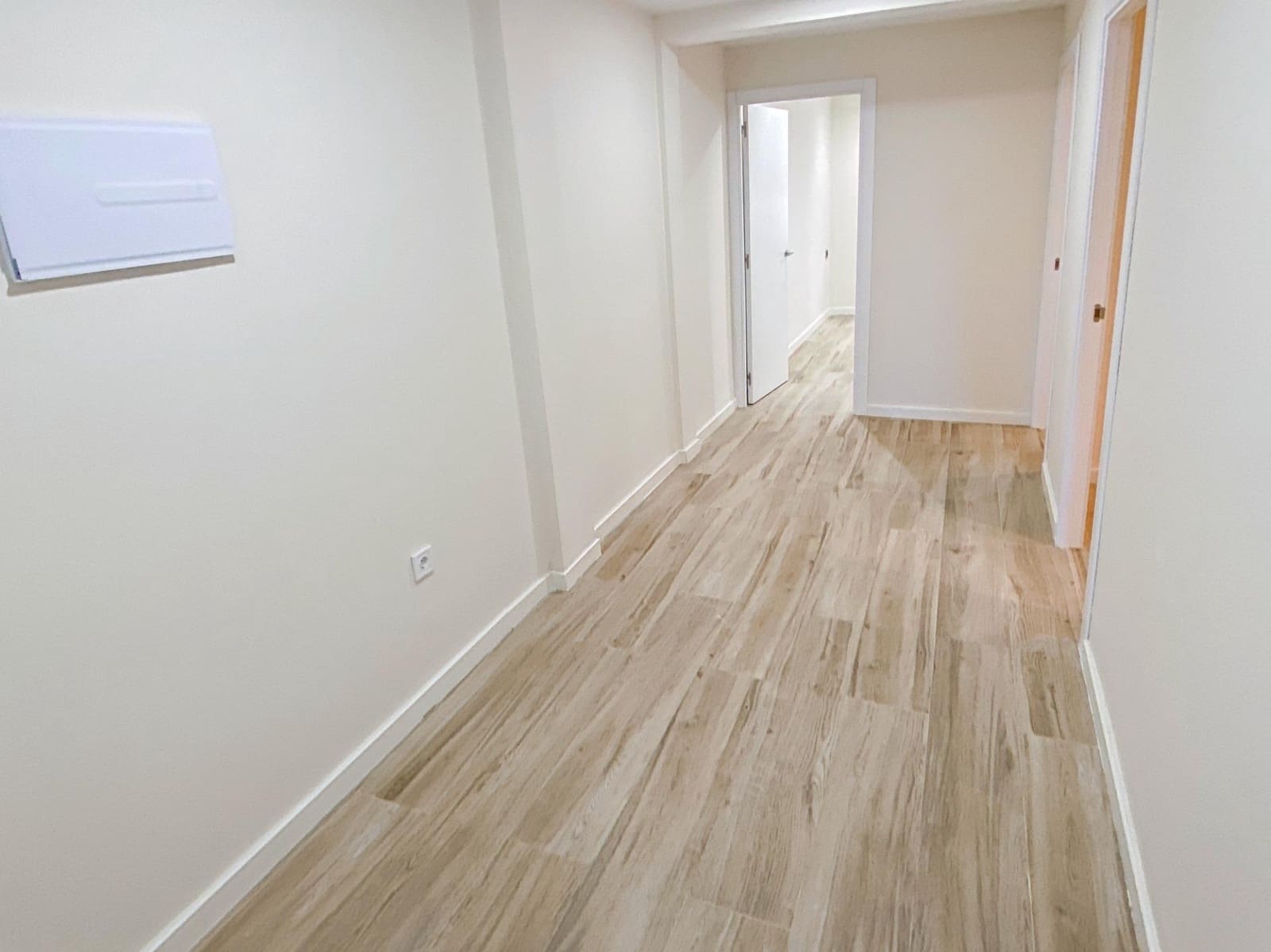 4 soverom Leilighet til salgs i Alicante by - € 204 000 (Ref: 9967836)