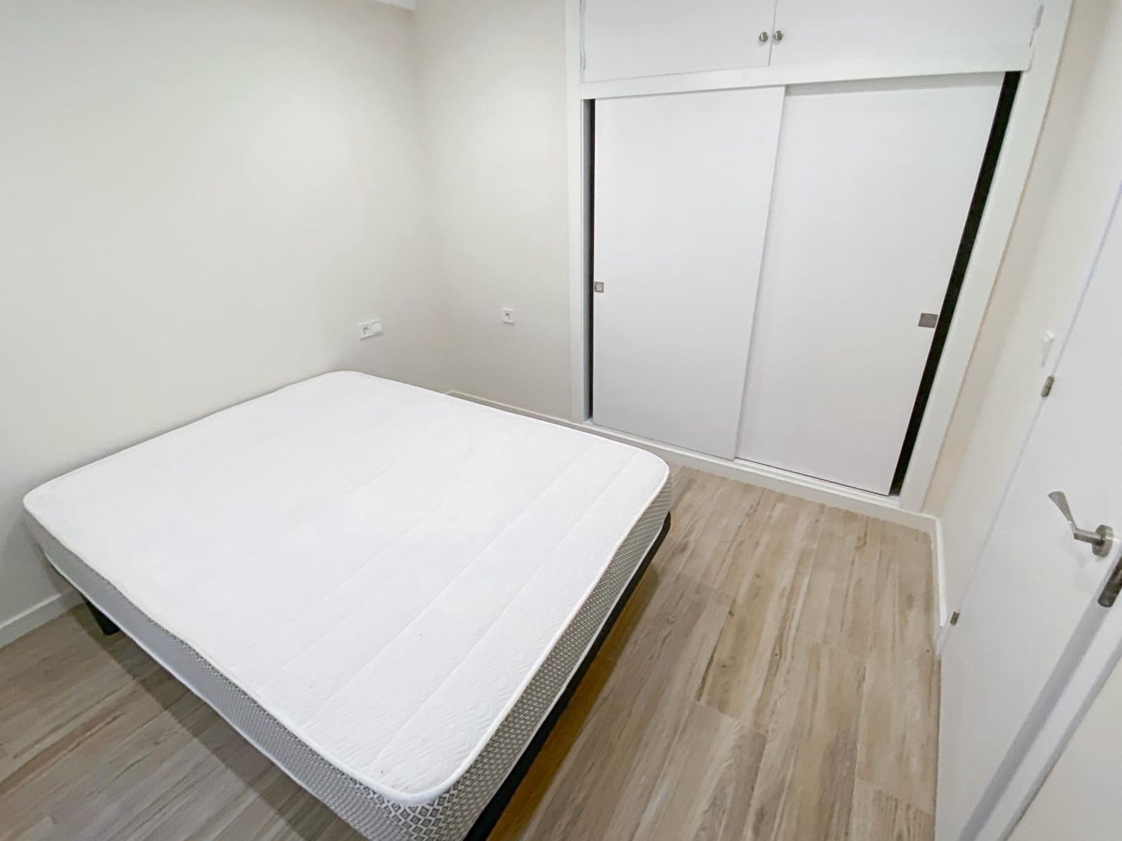 4 soverom Leilighet til salgs i Alicante by - € 204 000 (Ref: 9967836)