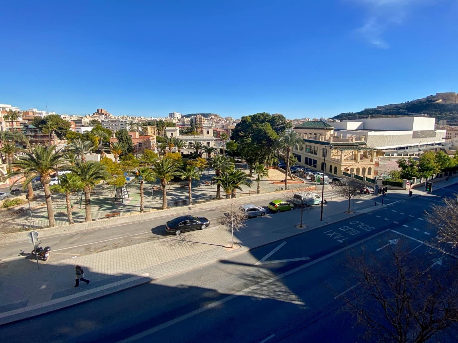 4 soverom Leilighet til salgs i Alicante by - € 204 000 (Ref: 9967836)