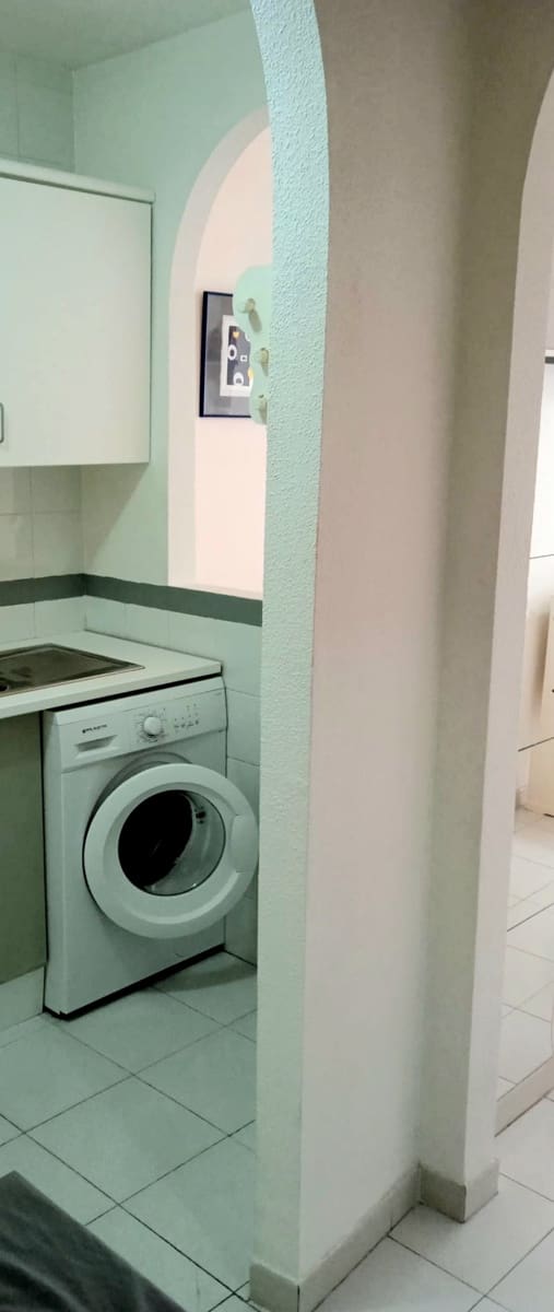1 slaapkamer Strandappartement te koop in Torrevieja met zwembad - € 136.000 (Ref: 10052045)