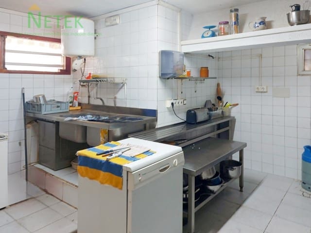 Restaurant/Bar for sale in Playa del Cura, Torrevieja - € 206,000 (Ref: 8495418)