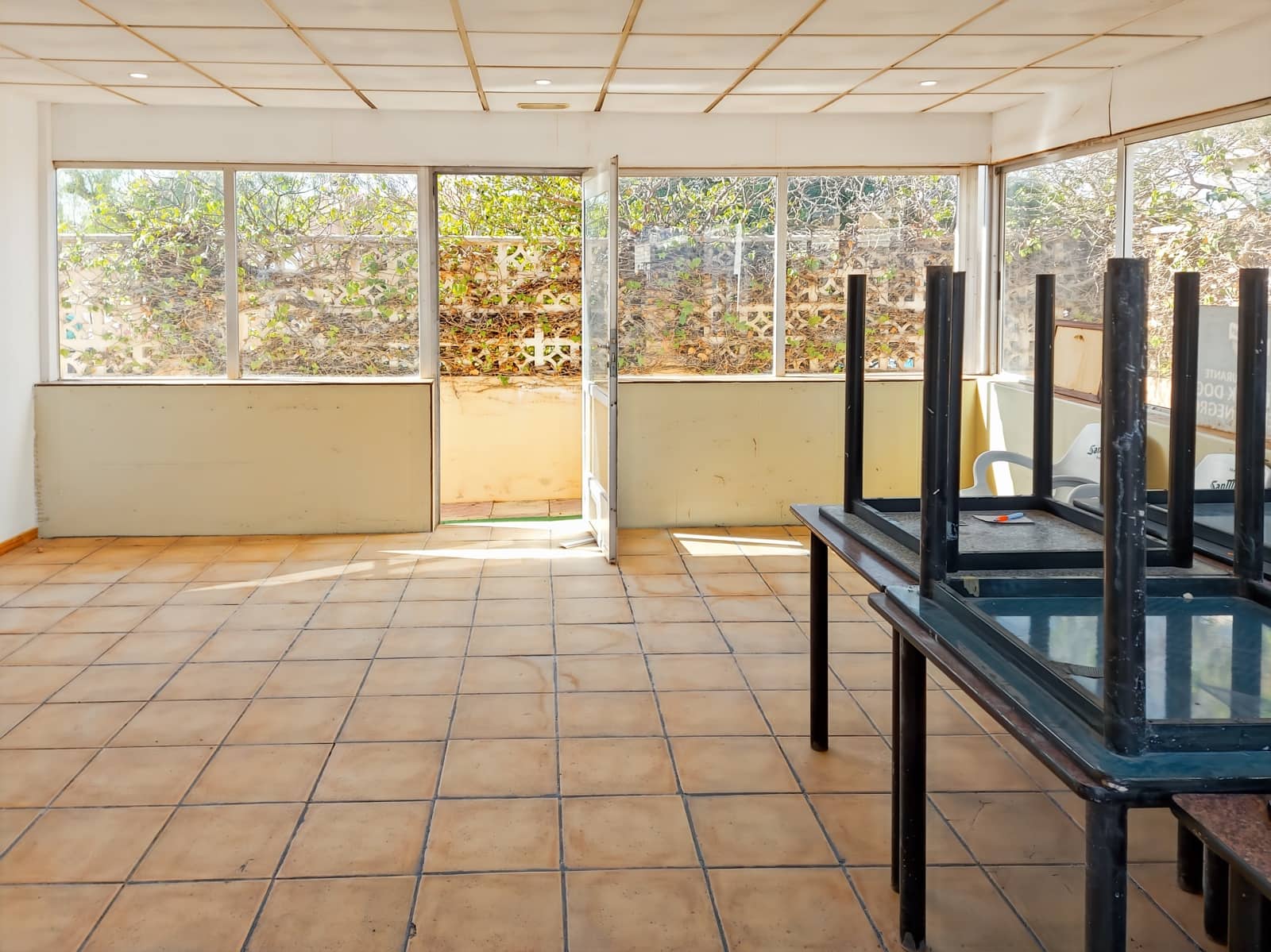 Restaurant/Bar til salgs i Torrevieja - € 206 000 (Ref: 8495418)