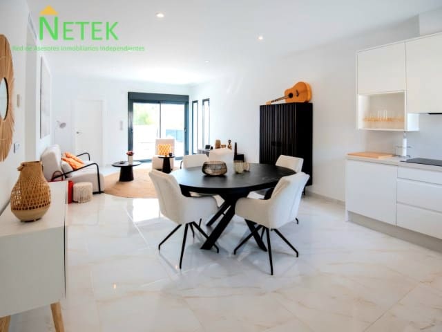 3 sypialnia Willa na sprzedaż w Pinar de Campoverde, Pilar de la Horadada z basenem garażem - 439 000 € (Ref: 8816266)