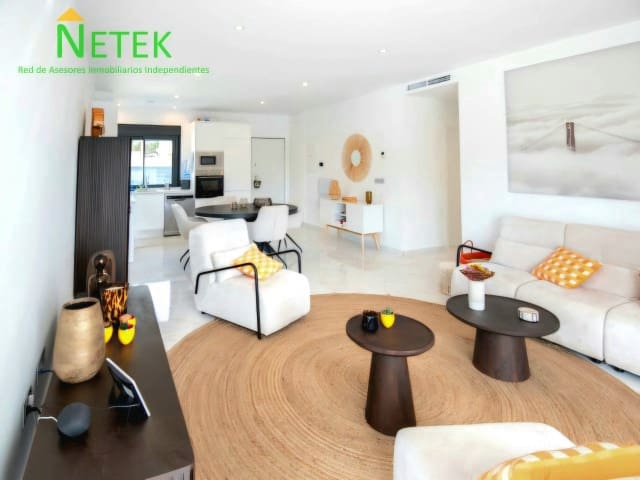 3 sypialnia Willa na sprzedaż w Pinar de Campoverde, Pilar de la Horadada z basenem garażem - 439 000 € (Ref: 8816266)