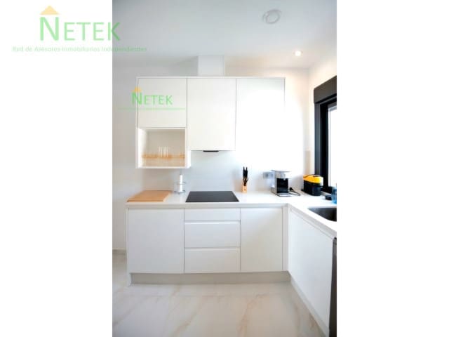 3 sypialnia Willa na sprzedaż w Pinar de Campoverde, Pilar de la Horadada z basenem garażem - 439 000 € (Ref: 8816266)