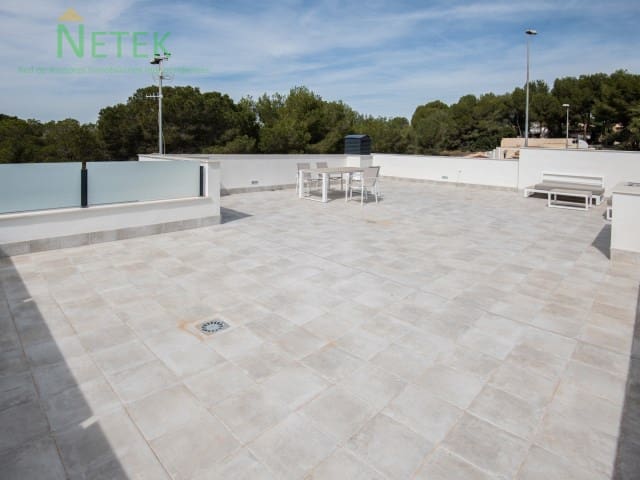 3 sypialnia Willa na sprzedaż w Pinar de Campoverde, Pilar de la Horadada z basenem garażem - 439 000 € (Ref: 8816266)