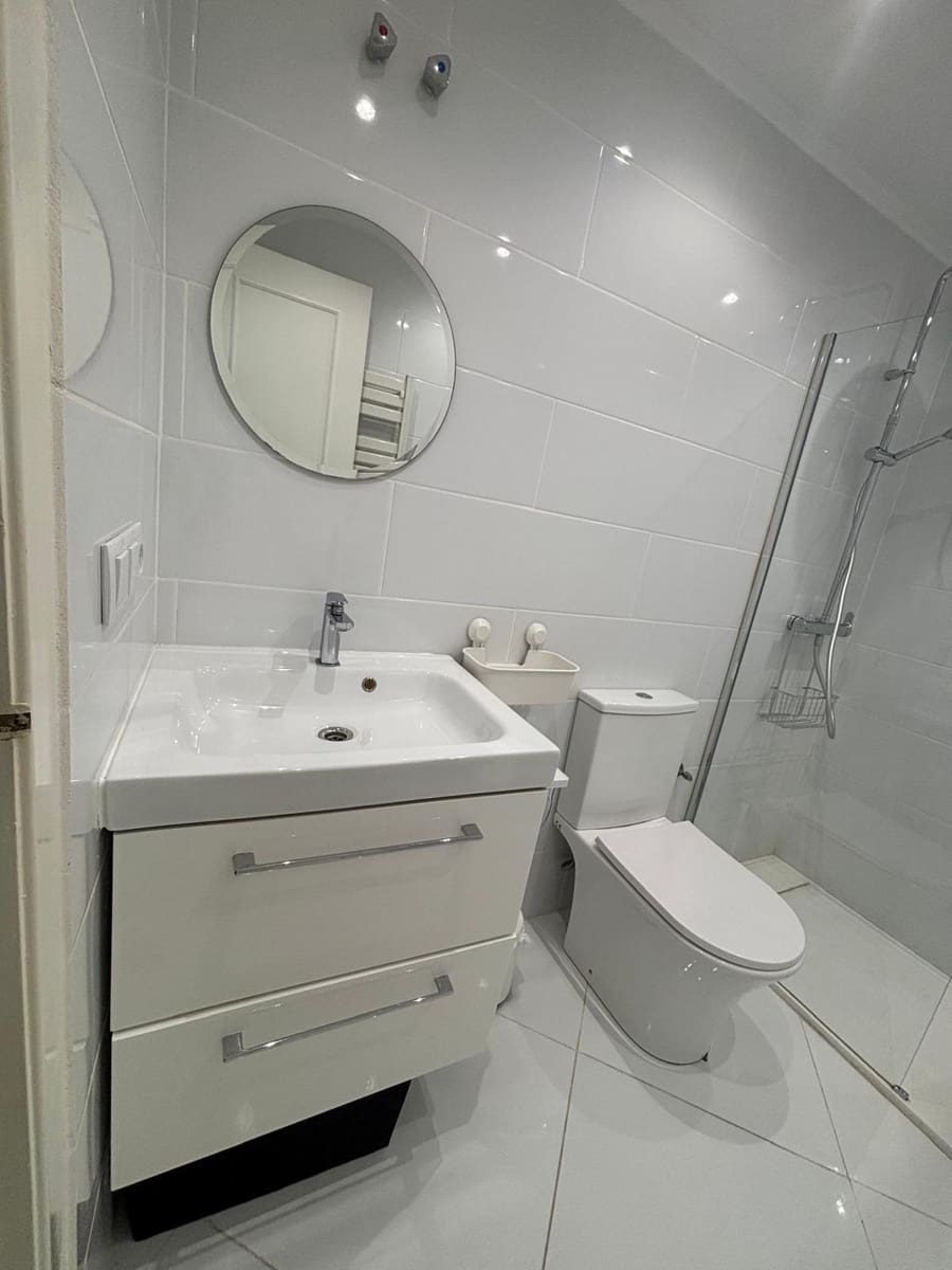 Casa de 2 habitaciones en Torrevieja en alquiler - 700 € (Ref: 9143724)