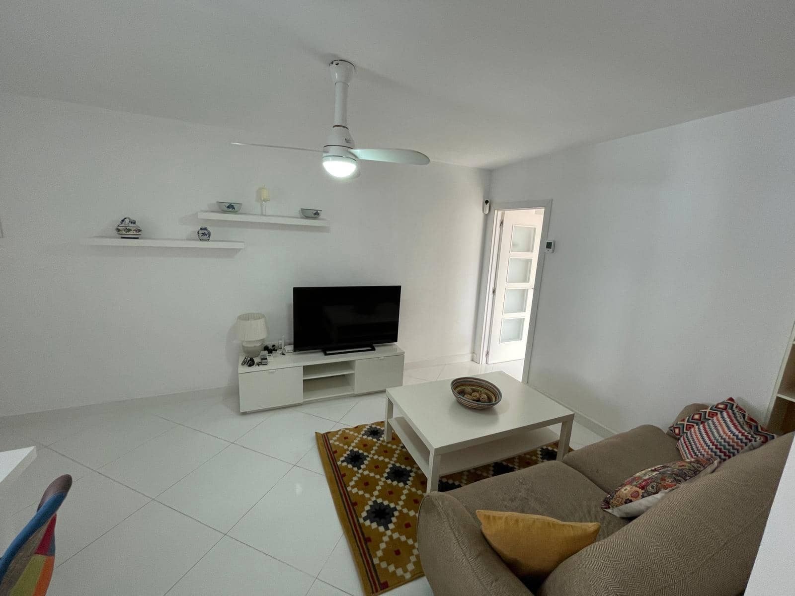 Casa de 2 habitaciones en Torrevieja en alquiler - 700 € (Ref: 9143724)