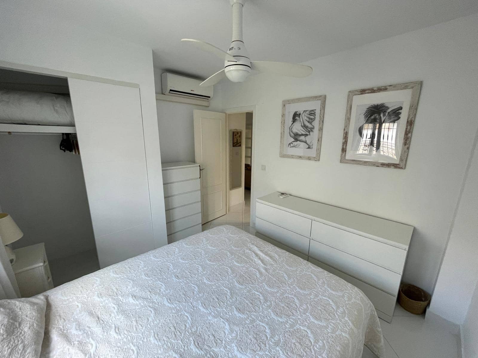 Casa de 2 habitaciones en Torrevieja en alquiler - 700 € (Ref: 9143724)