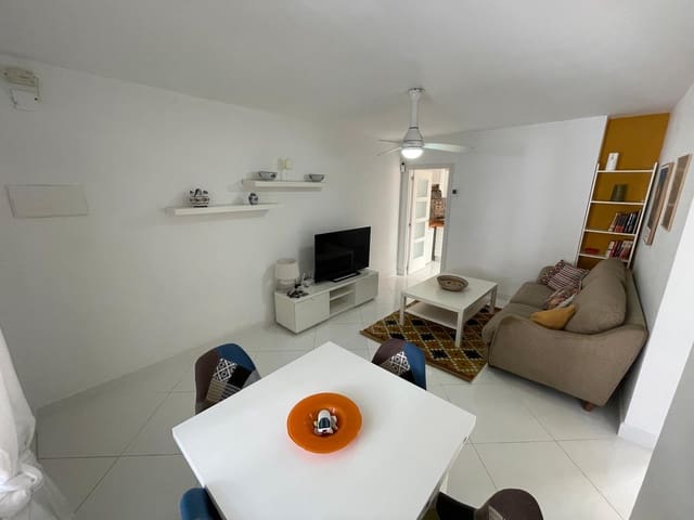 Casa de 2 habitaciones en El Chaparral, Torrevieja en alquiler - 700 € (Ref: 9143724)