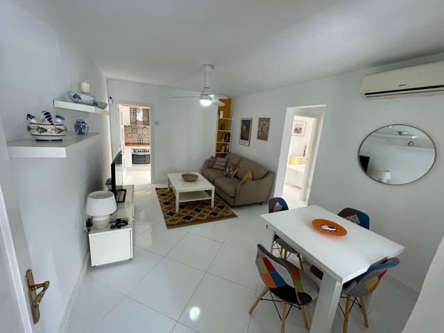 Casa de 2 habitaciones en El Chaparral, Torrevieja en alquiler - 700 € (Ref: 9143724)