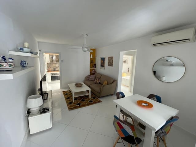 Casa de 2 habitaciones en El Chaparral, Torrevieja en alquiler - 700 € (Ref: 9143724)