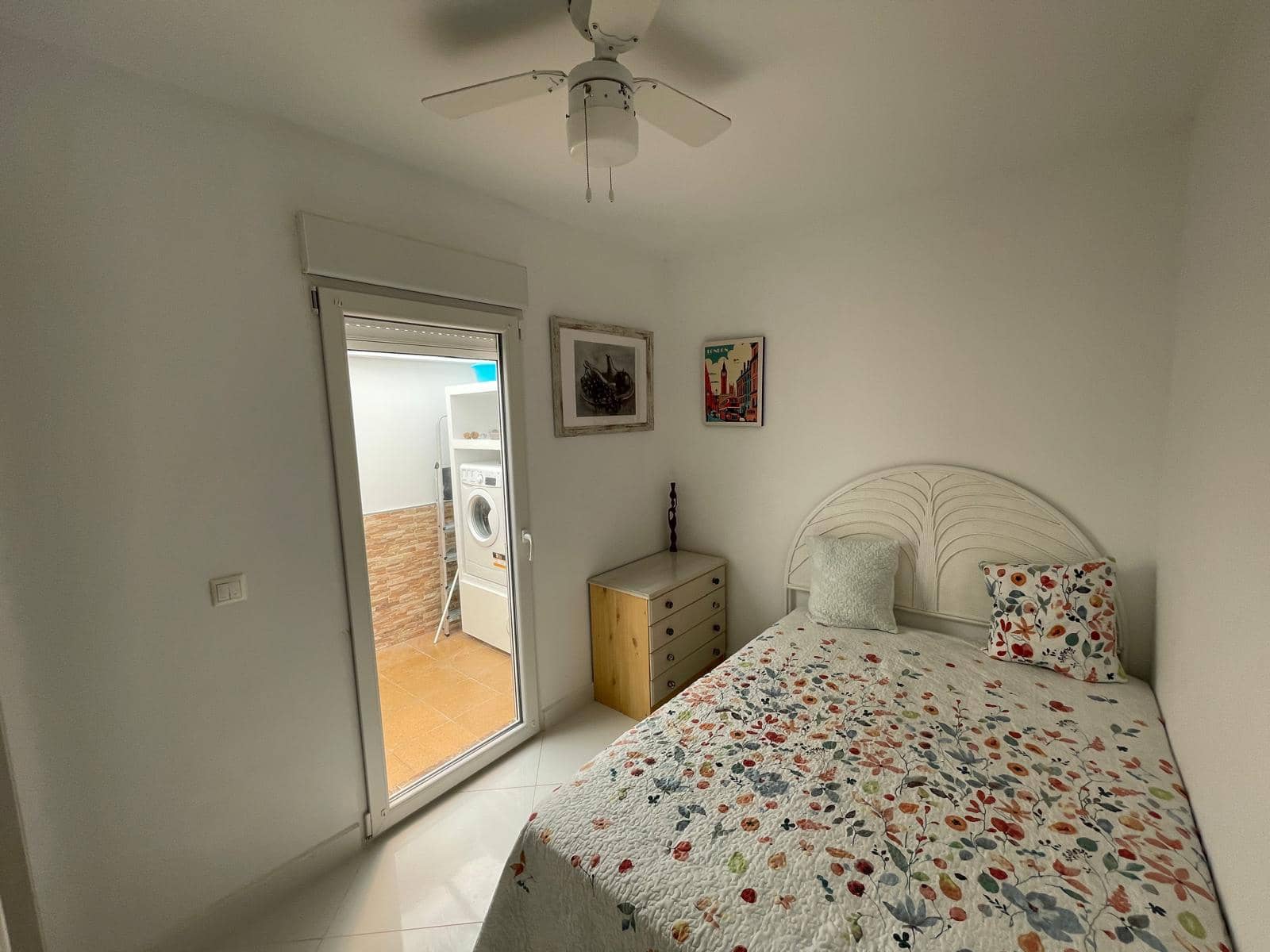 Casa de 2 habitaciones en Torrevieja en alquiler - 700 € (Ref: 9143724)