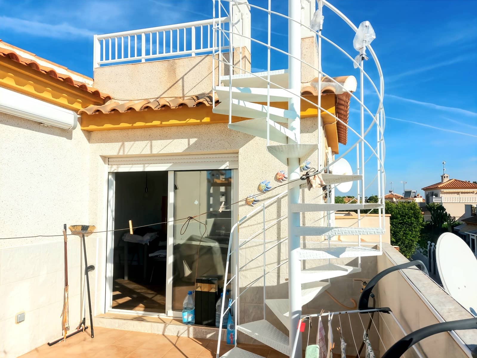 3 soveværelse Rækkehus til salg i Torrevieja med swimmingpool - € 199.900 (Ref: 9388169)