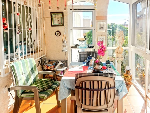 Adosado de 3 habitaciones en Los Balcones - Los Altos, Torrevieja en venta con piscina - 199.900 € (Ref: 9388169)