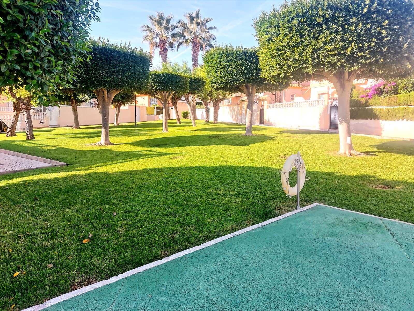 3 soveværelse Rækkehus til salg i Torrevieja med swimmingpool - € 199.900 (Ref: 9388169)