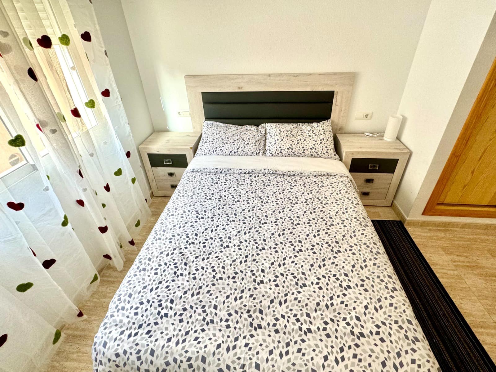 2 sovrum Lägenhet att hyra i Torrevieja med pool - 775 € (Ref: 9639760)