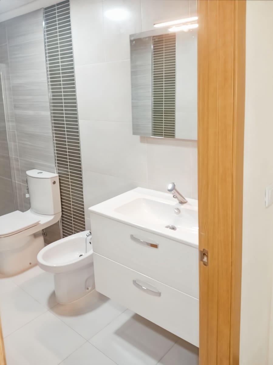 3 bedroom Flat for sale in Almoradi - € 129,000 (Ref: 9869648)