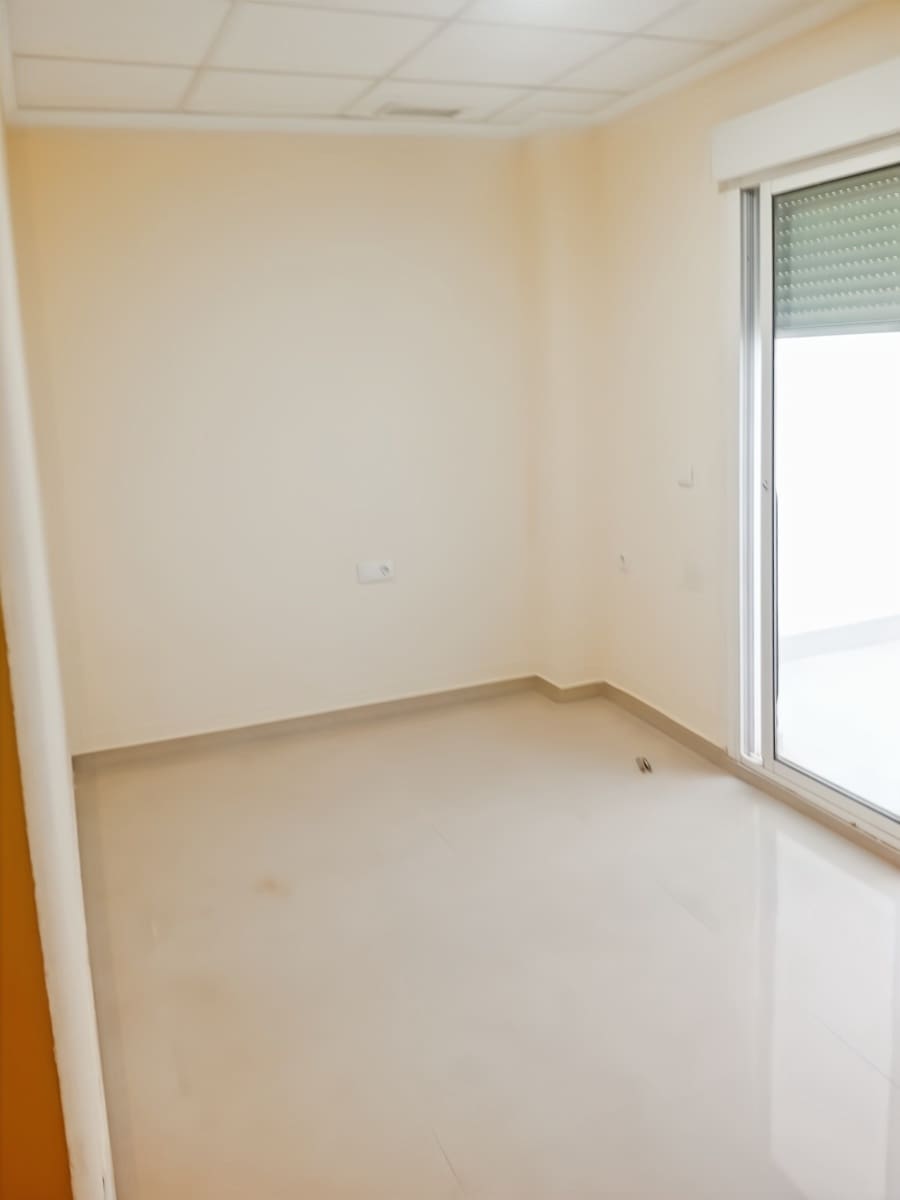 3 bedroom Flat for sale in Almoradi - € 129,000 (Ref: 9869648)