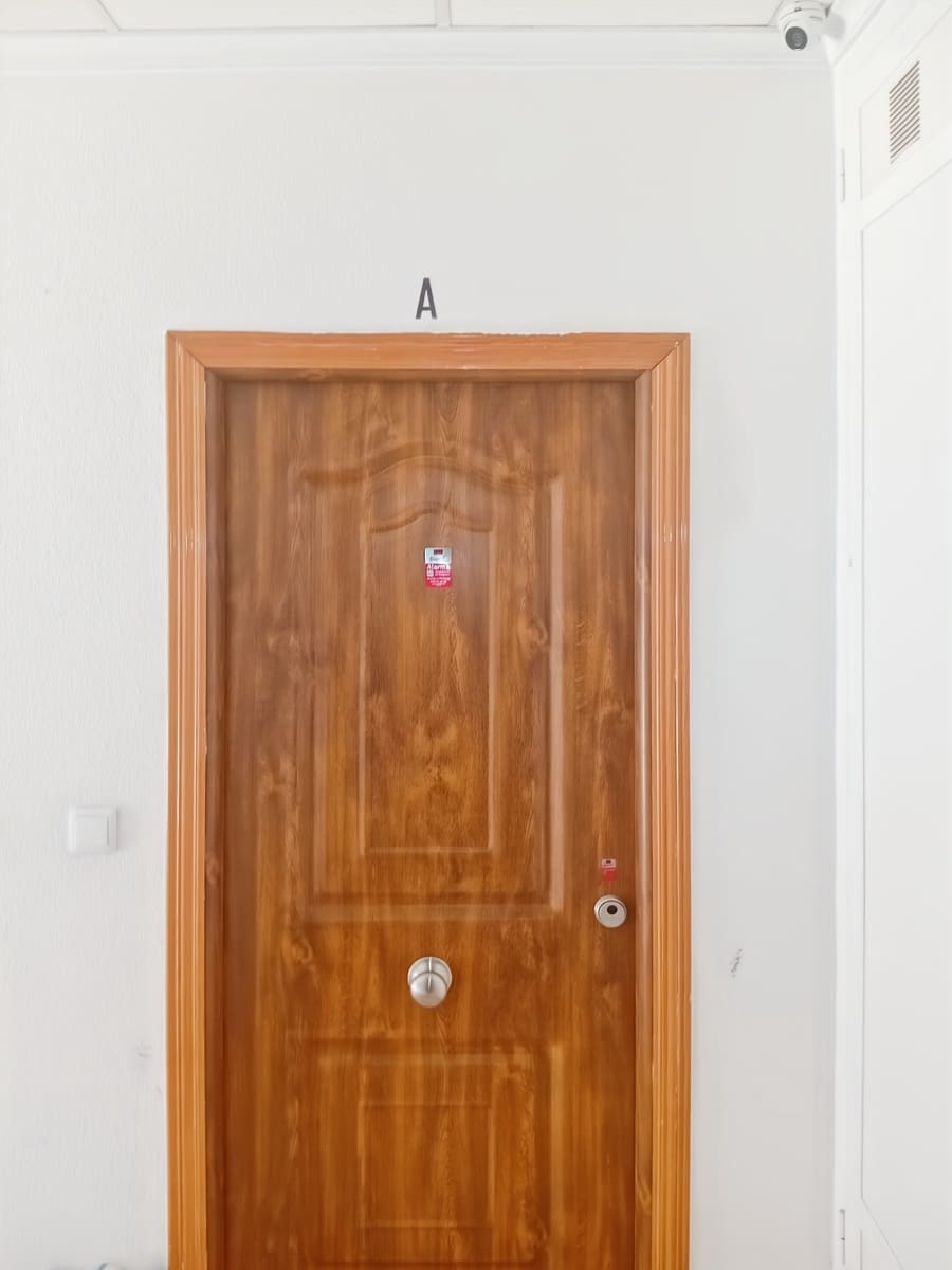 3 bedroom Flat for sale in Almoradi - € 129,000 (Ref: 9869648)