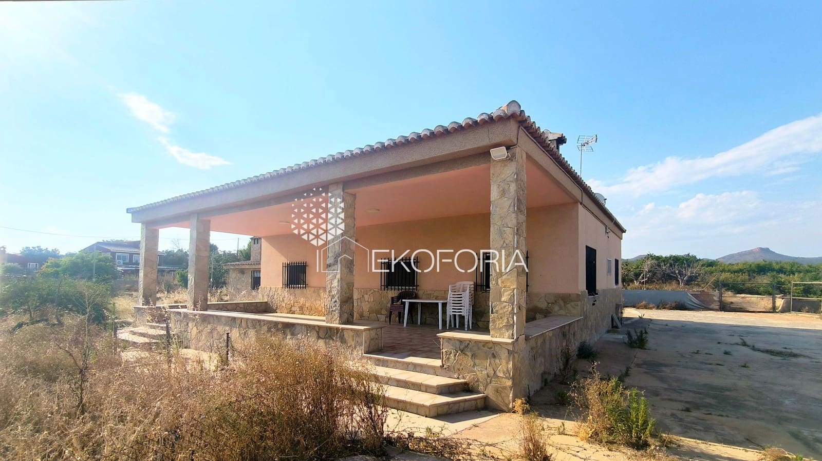 4 camera da letto Villa in vendita in Naquera con piscina garage - 285.000 € (Rif: 10005004)