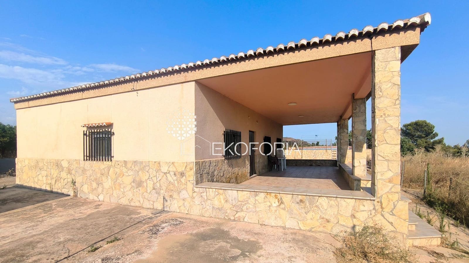 4 camera da letto Villa in vendita in Naquera con piscina garage - 285.000 € (Rif: 10005004)