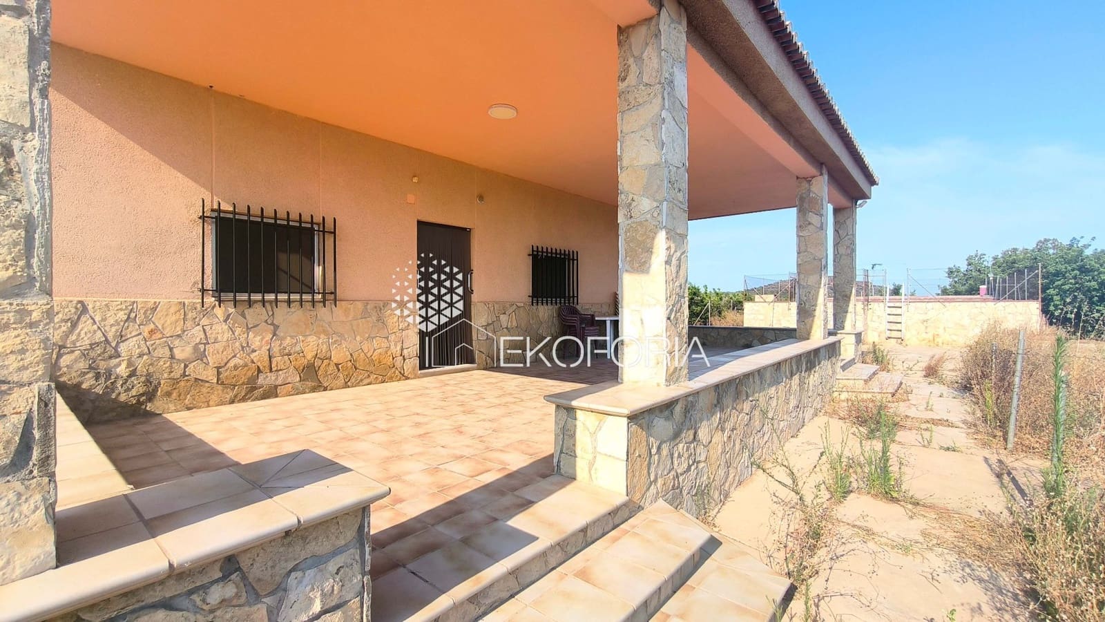 4 camera da letto Villa in vendita in Naquera con piscina garage - 285.000 € (Rif: 10005004)