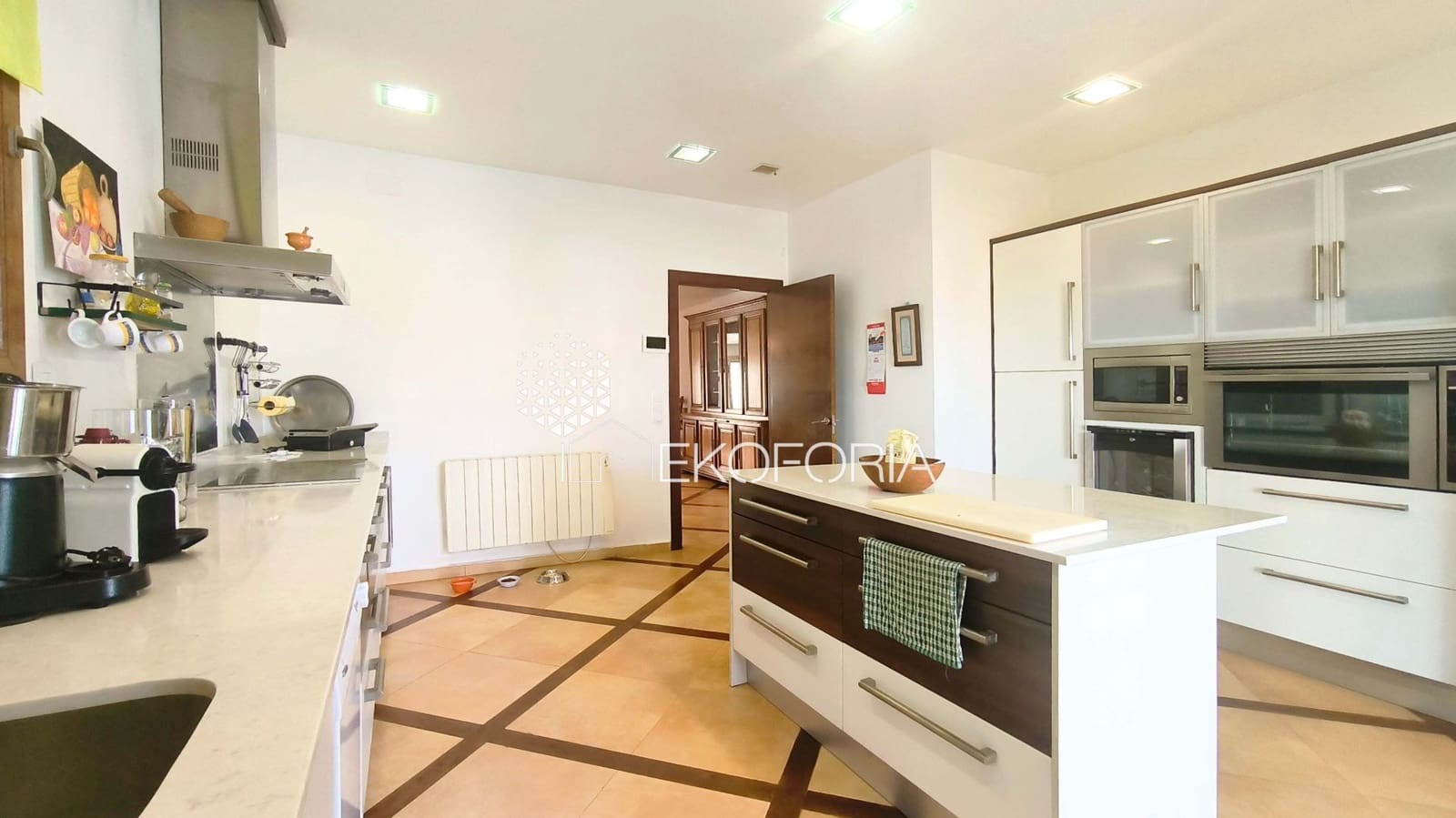 5 Zimmer Villa zu verkaufen in Betera mit Pool Garage - 768.000 € (Ref: 10015050)