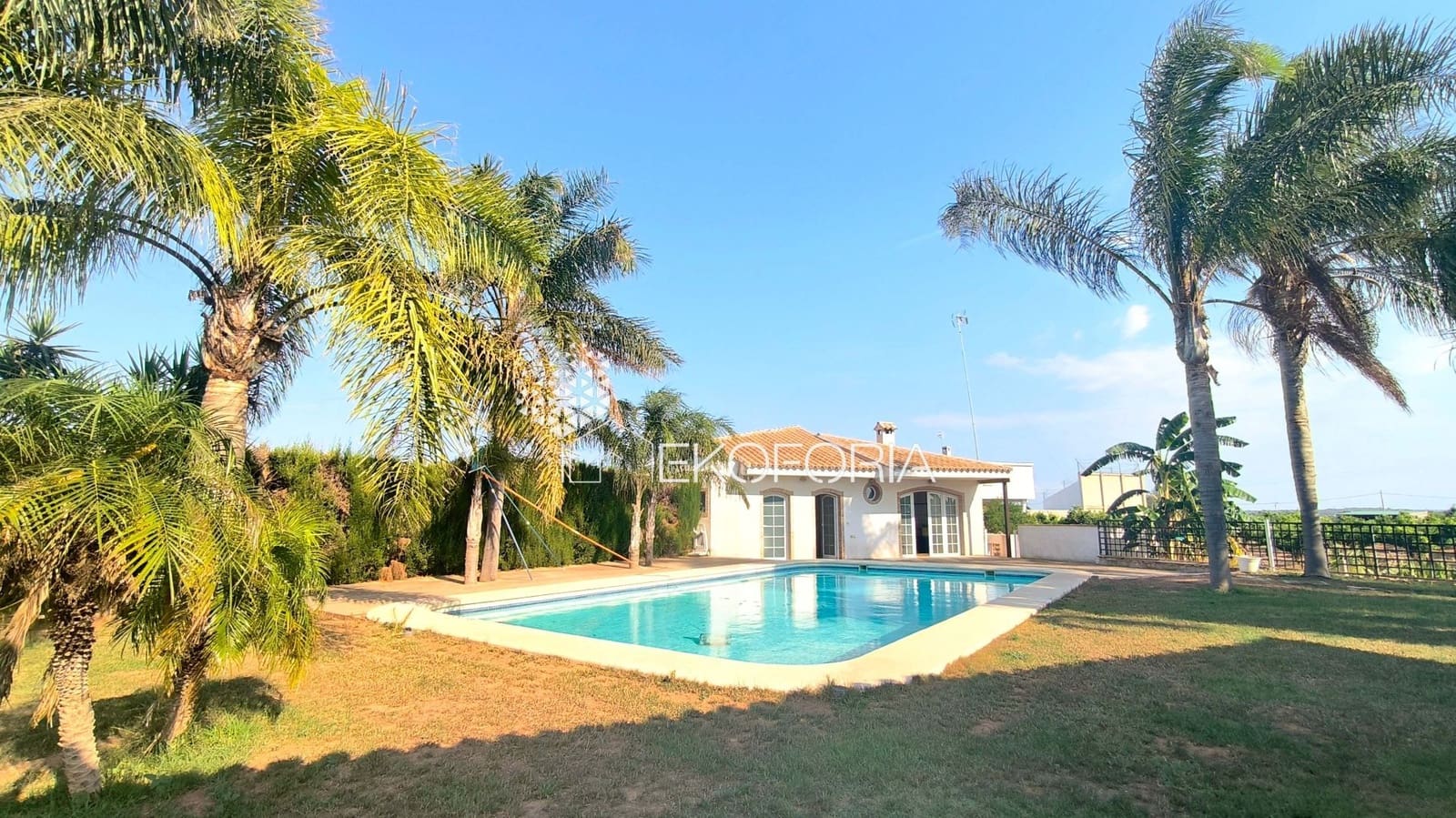 5 Zimmer Villa zu verkaufen in Betera mit Pool Garage - 768.000 € (Ref: 10015050)