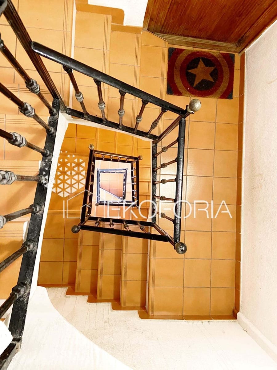 3 slaapkamer Flat te koop in Valencia stad - € 309.000 (Ref: 10015051)