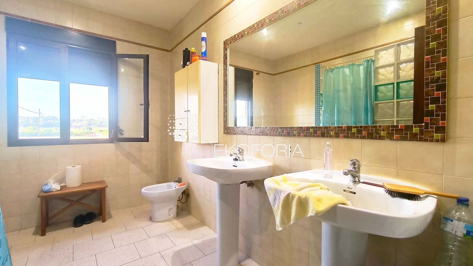 10 bedroom Villa for sale in Riba-roja de Turia with garage - € 599,000 (Ref: 10015052)