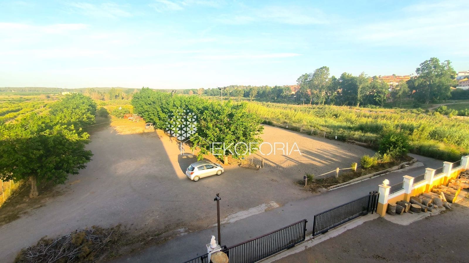 10 bedroom Villa for sale in Riba-roja de Turia with garage - € 599,000 (Ref: 10015052)