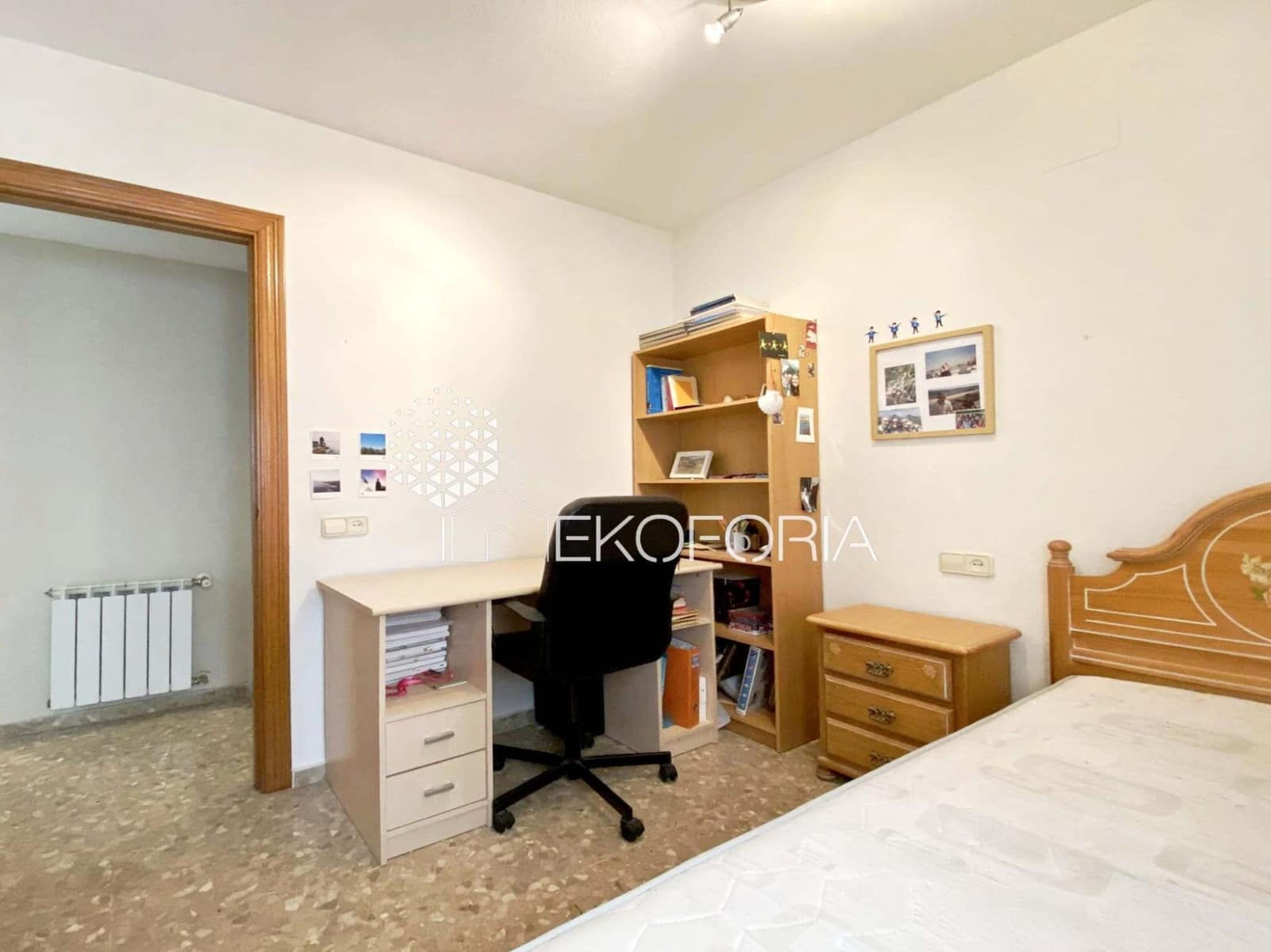 4 slaapkamer Flat te koop in Valencia stad met garage - € 299.000 (Ref: 10015053)