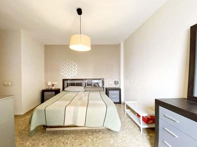 4 slaapkamer Flat te koop in La Raiosa, Valencia stad met garage - € 299.000 (Ref: 10015053)