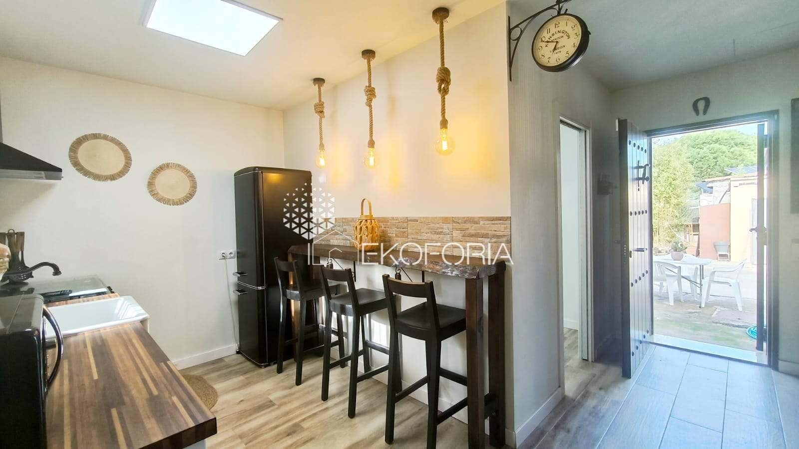 2 bedroom Villa for sale in Cheste with pool garage - € 149,000 (Ref: 10015056)