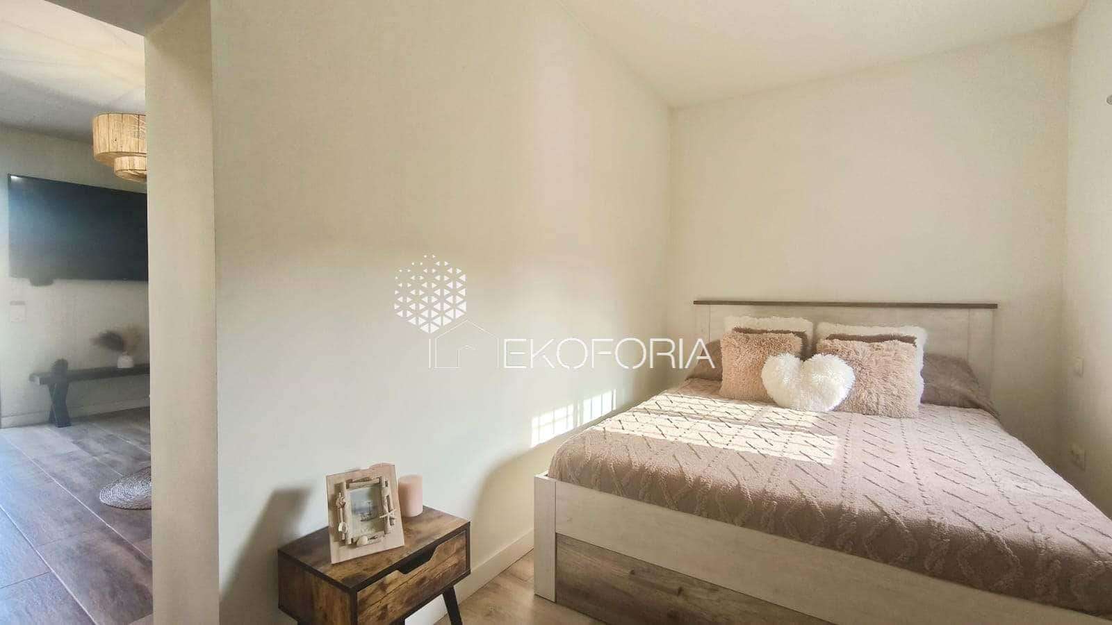 2 bedroom Villa for sale in Cheste with pool garage - € 149,000 (Ref: 10015056)