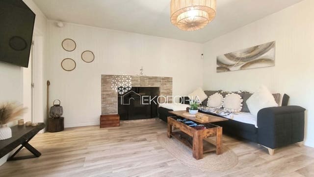 2 bedroom Villa for sale in Cheste with pool garage - € 149,000 (Ref: 10015056)