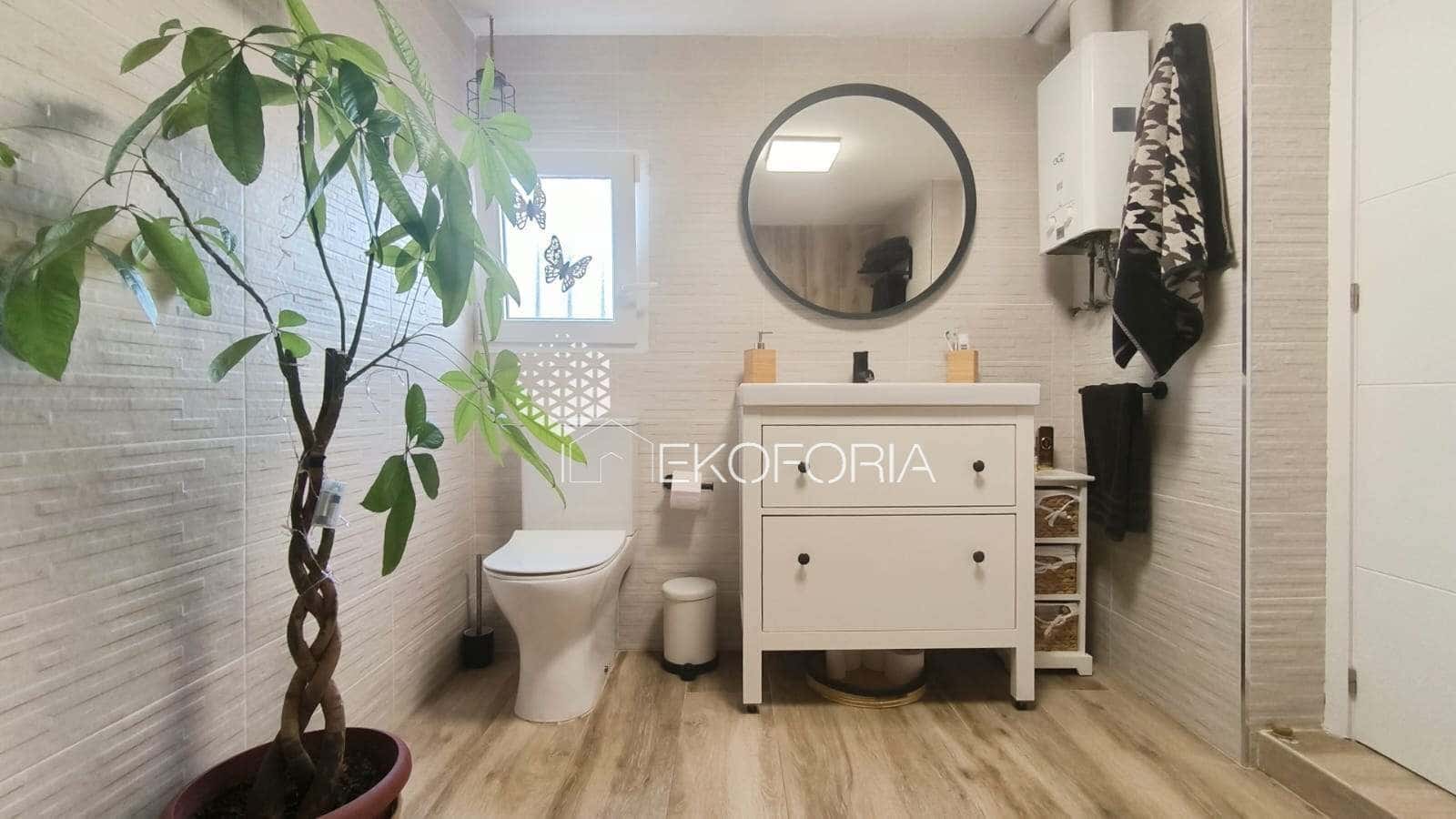 2 bedroom Villa for sale in Cheste with pool garage - € 149,000 (Ref: 10015056)